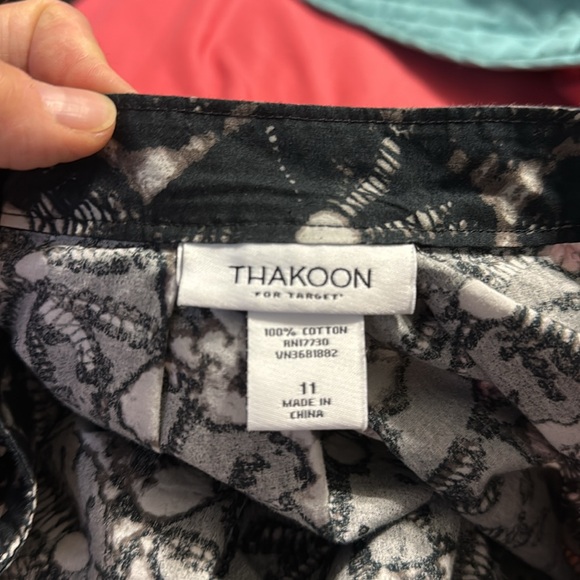 THAKOON for Target Full Print Button Front Skirt Size: 11 Length: 21” - Picture 5 of 6